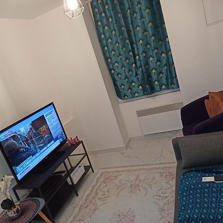 La Tranquillite Villa Vaujours ภายนอก รูปภาพ